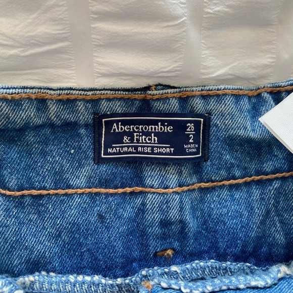 Abercrombie Shorts - Picture 2 of 2